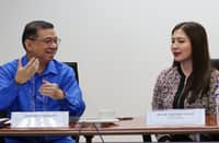 TRADE Undersecretary and Board of Investments managing head Ceferino Rodolfo (left) and San Simon Acting Mayor Josephine Anne Canlas recently forges agreement to lure more investors in the said locality.