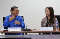 Trade Undersecretary and BOI Managing Head Ceferino Rodolfo (left) and San Simon acting Municipal Mayor Josephine Anne Canlas