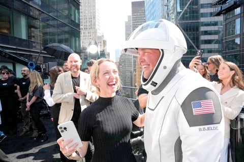 SpaceX’s latest launch: A $20-B bond sale