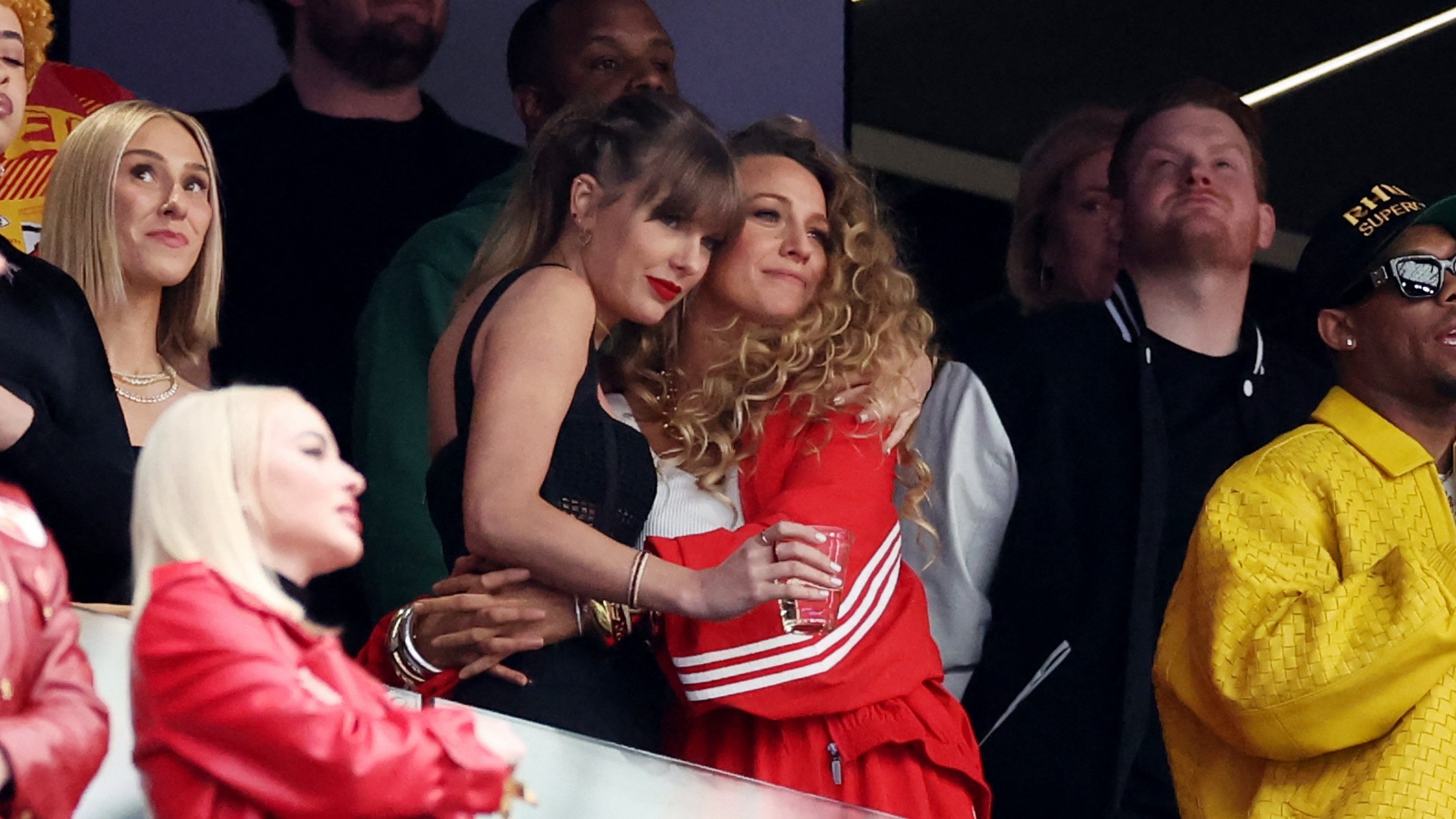 Taylor Swift leaves Blake Lively off wedding list