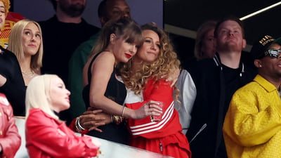 Taylor Swift leaves Blake Lively off wedding list