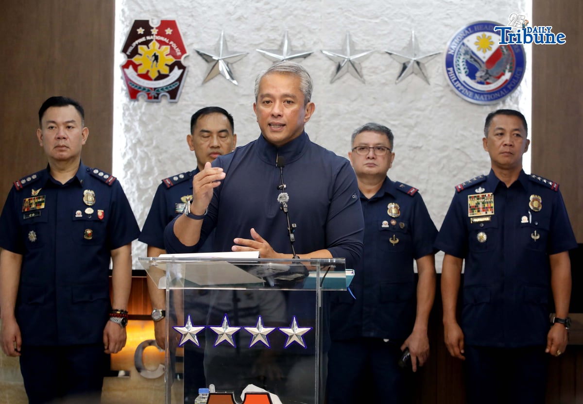 (June 25 2026) Department of Interior and Local Government Secretary Jonvic Remulla along with PNP Chief Melencio Nartatez hold a press conference regarding to the Tacloban incident, held at Camp Came on Thursday June 25 2026, He urged Congress to strengthen the law on gun ownership liability, he recommend to Congress that they rewrite the IRR of gun ownership and the responsibility of holding firearms and to put the criminal aspect into the illegal use or illegal transfer of their guns, and call to all netizen if they seen threat or imminent threat or chatter that they do bad, call 911 to inform authorities right away. Photo/Analy Labor