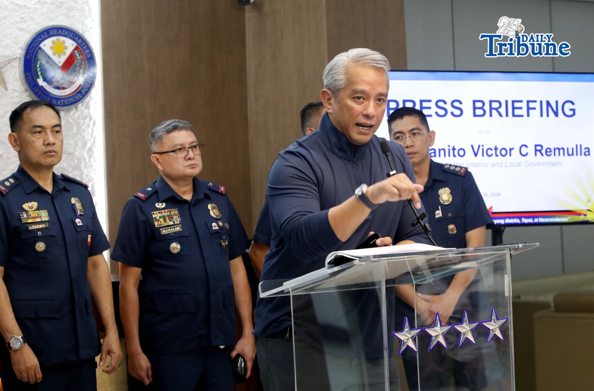 (June 25 2026) Department of Interior and Local Government Secretary Jonvic Remulla along with PNP Chief Melencio Nartatez hold a press conference regarding to the Tacloban incident, held at Camp Came on Thursday June 25 2026, He urged Congress to strengthen the law on gun ownership liability, he recommend to Congress that they rewrite the IRR of gun ownership and the responsibility of holding firearms and to put the criminal aspect into the illegal use or illegal transfer of their guns, and call to all netizen if they seen threat or imminent threat or chatter that they do bad, call 911 to inform authorities right away. Photo/Analy Labor