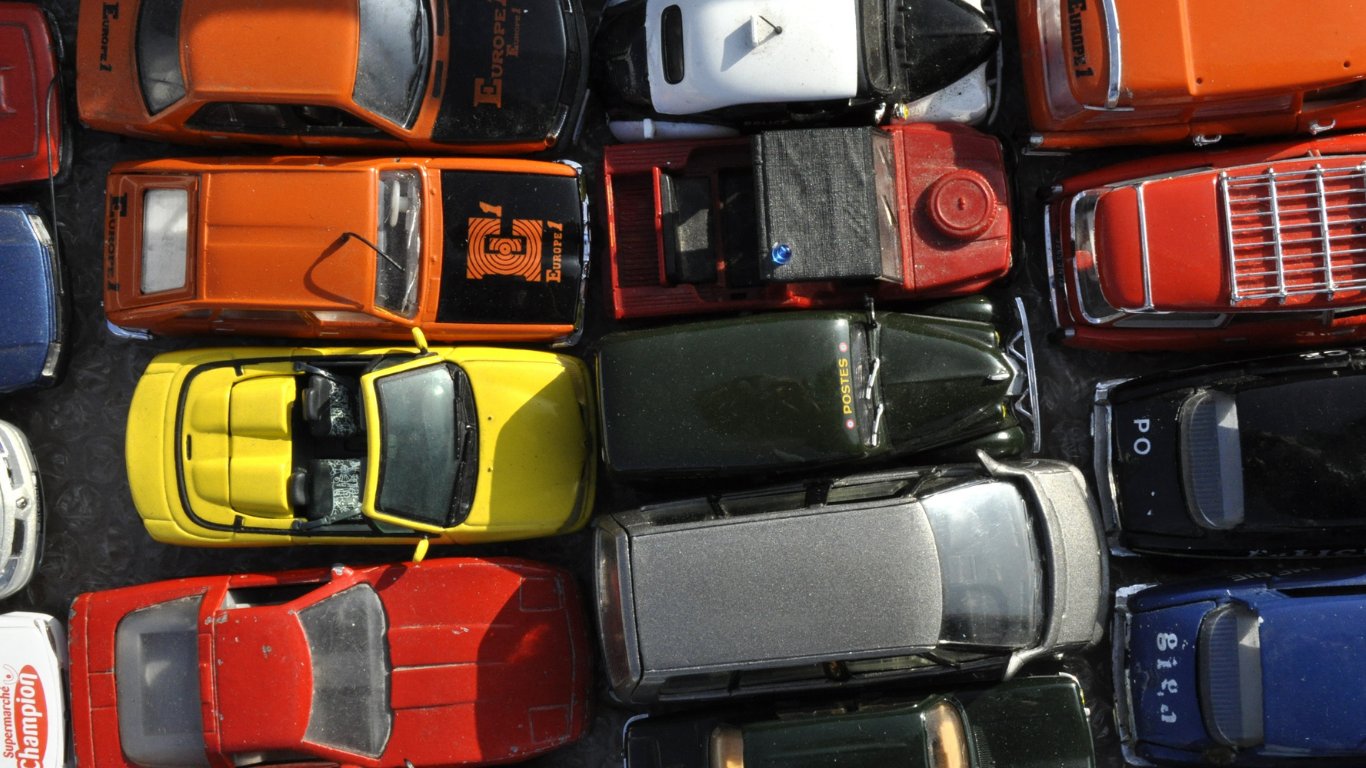 Vehicle sales rebound in May