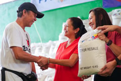 Rice, renewed hope spread in Novaliches