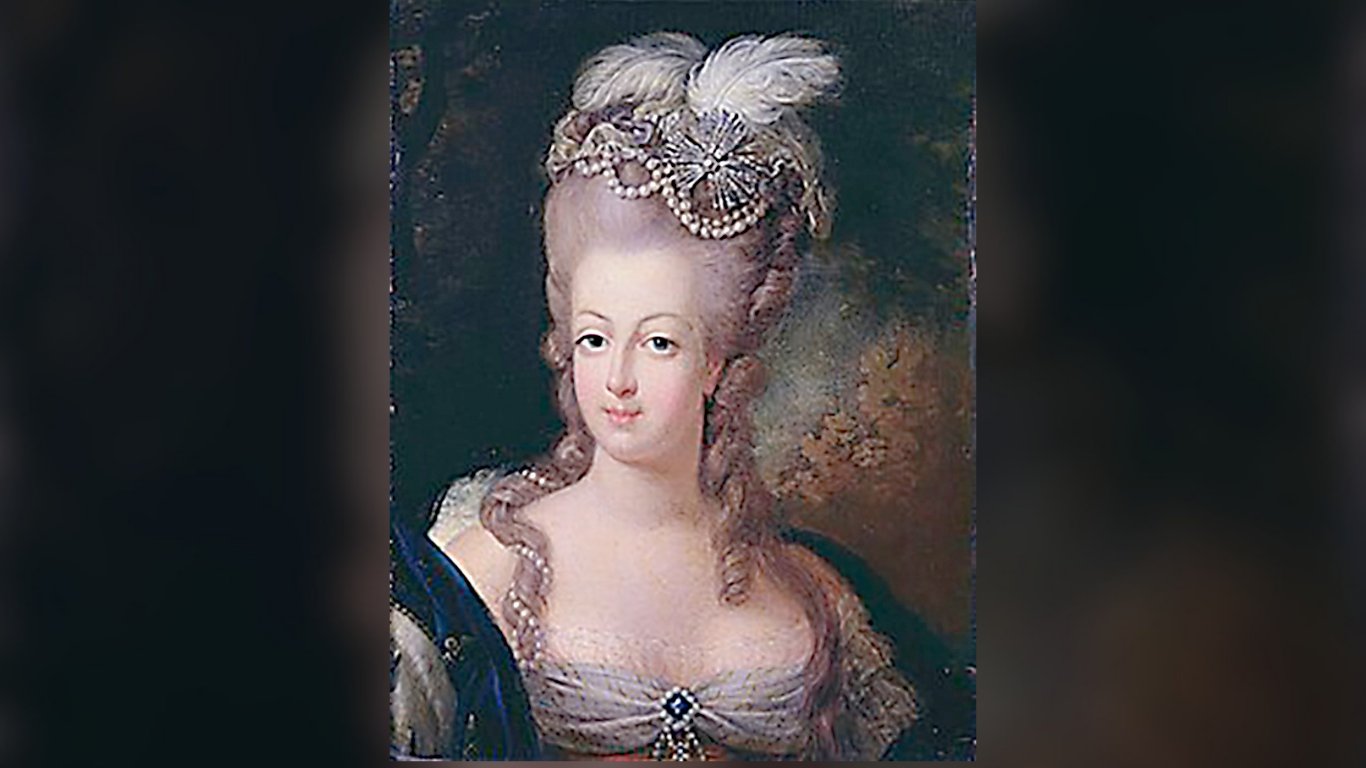 Marie-Antoinette: A fashion tour de force