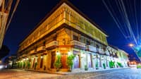 Running through the night in Intramuros