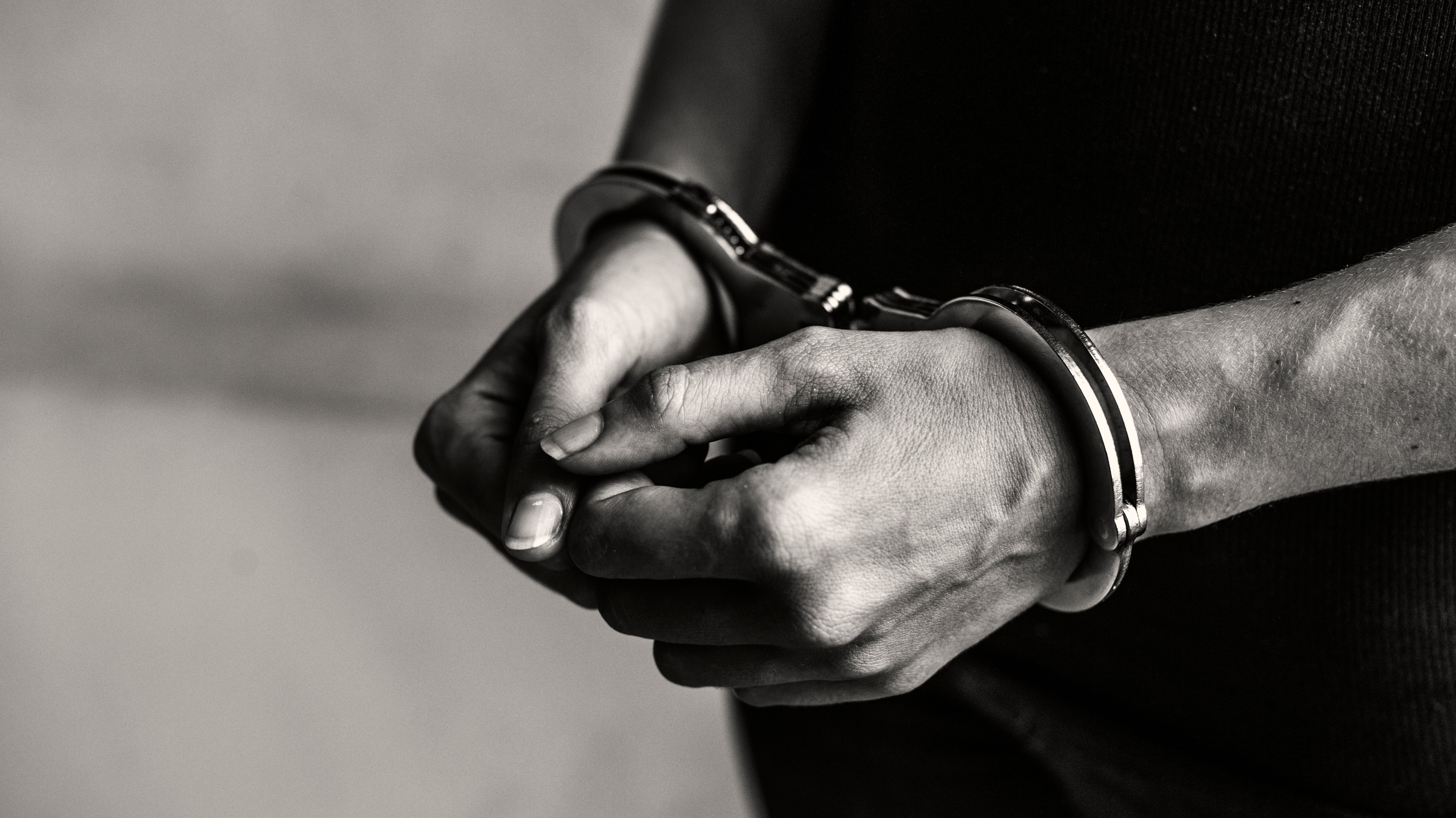 Two gang members arrested for illegal gambling in Pasay