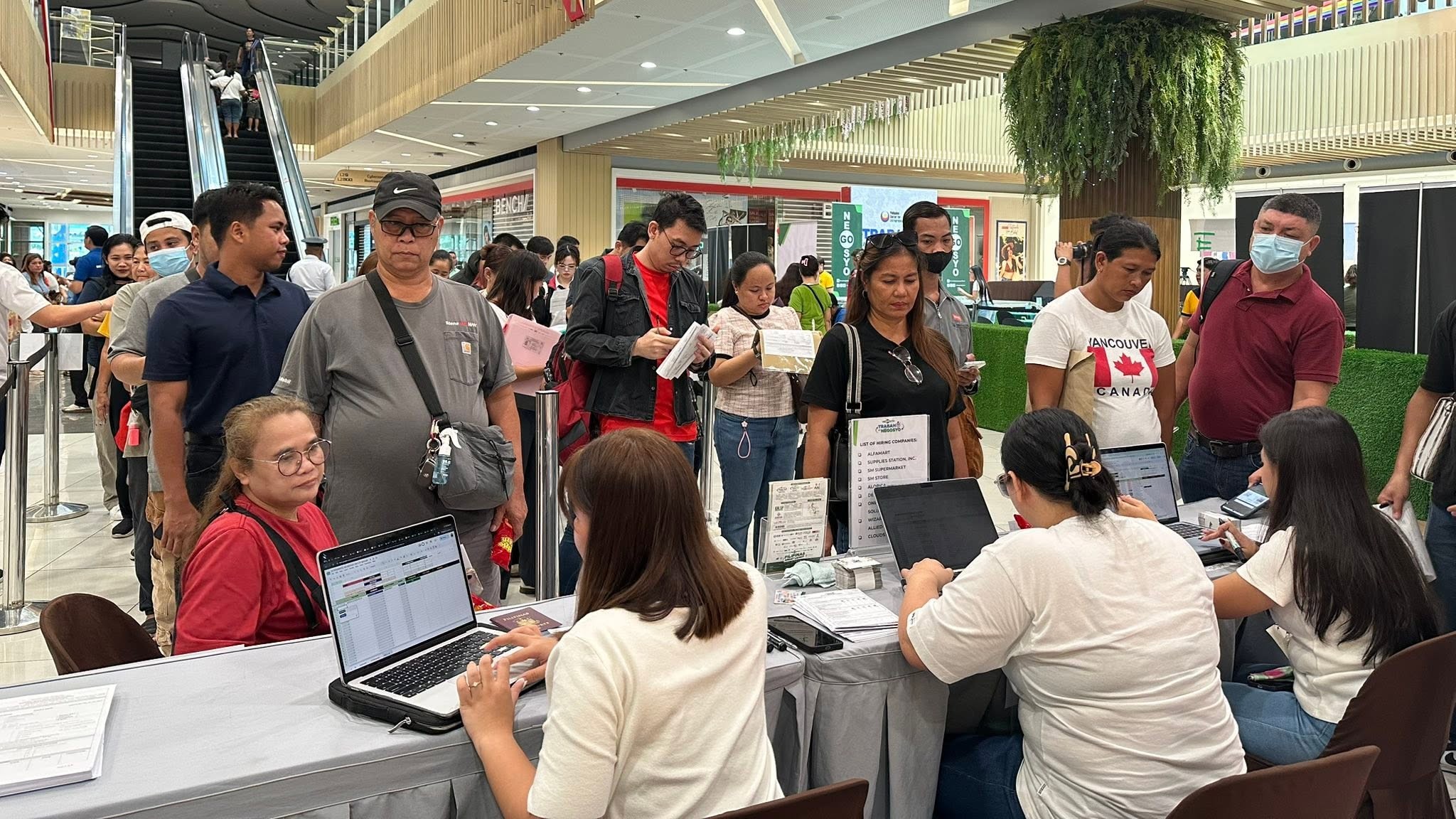 Go Negosyo brings jobs to Bataan
