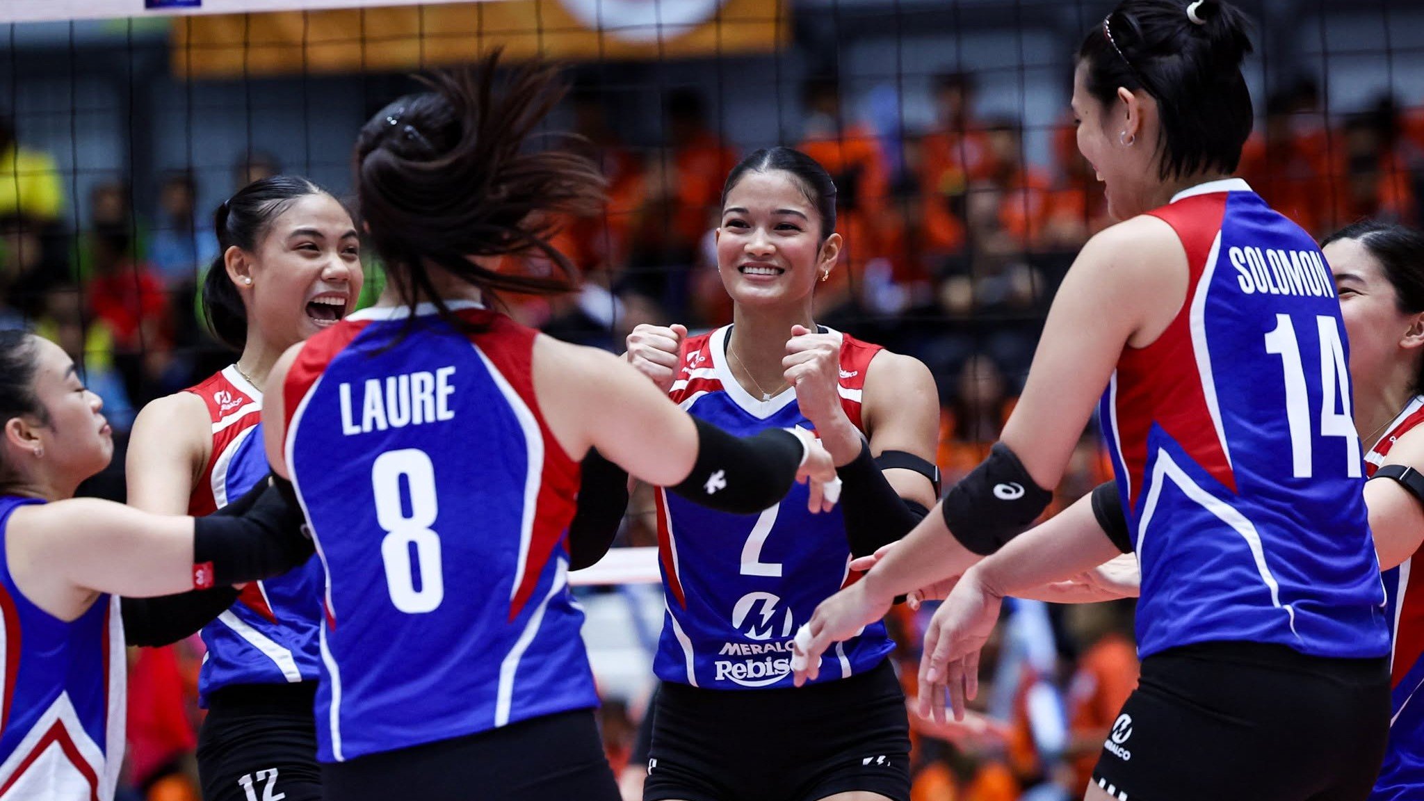 Belen, Canino banner Alas Women squad