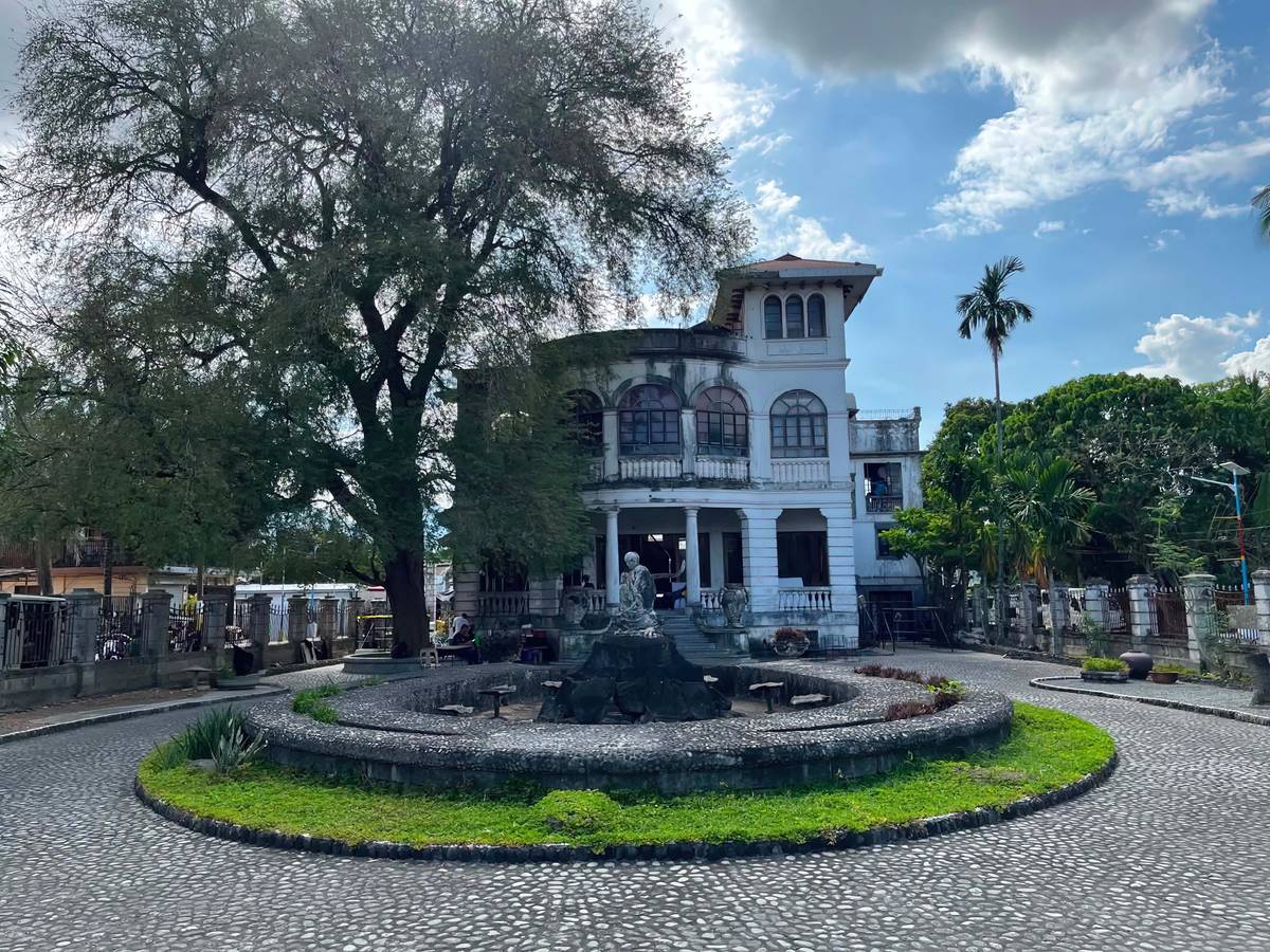DOÑA Concha Herrera House.