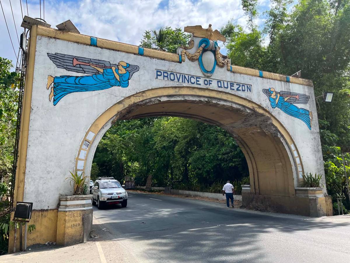 THE QUEZON-LAGUNA arch, designed under the supervision of Juan Arellano.
