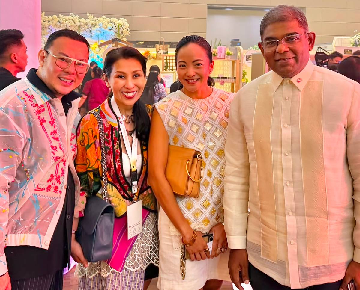 JOR-EL Espina, Ginggay Joven-dela Merced, Spruce Design’s Pat Pastelero and Malaysian Ambassador Abdul Castelino.