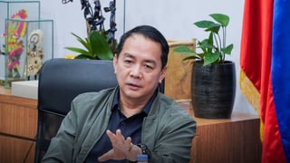 Customs chief urges sustained agency gains