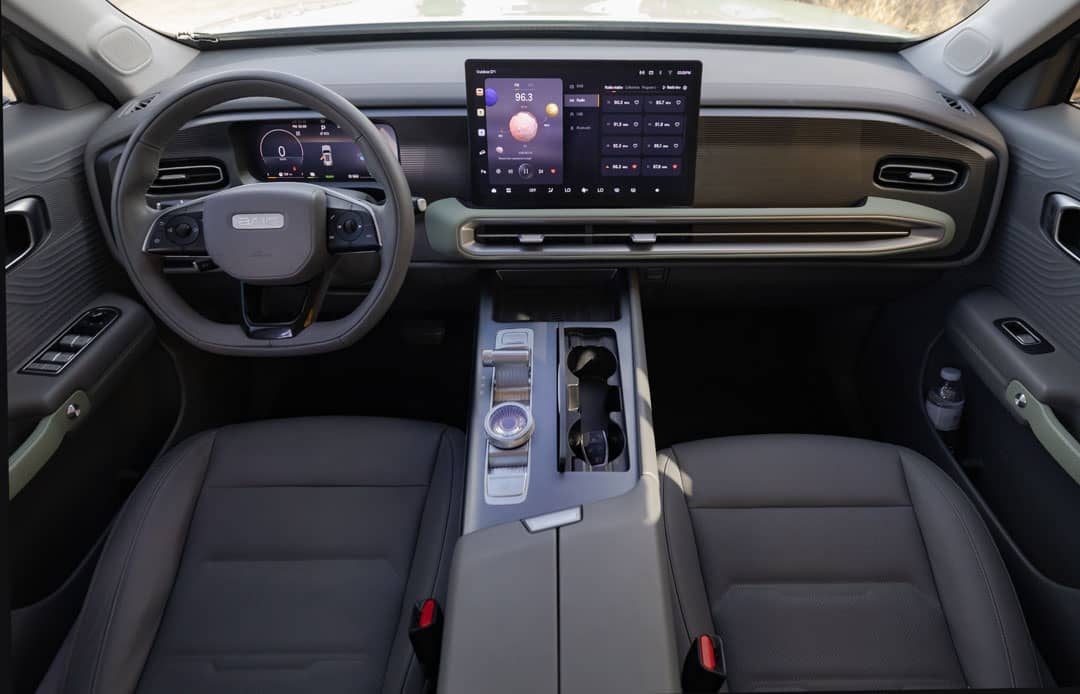 COMFORT defines the BAIC B30e Dune interior with its wide screen, digital cluster and front-row features.