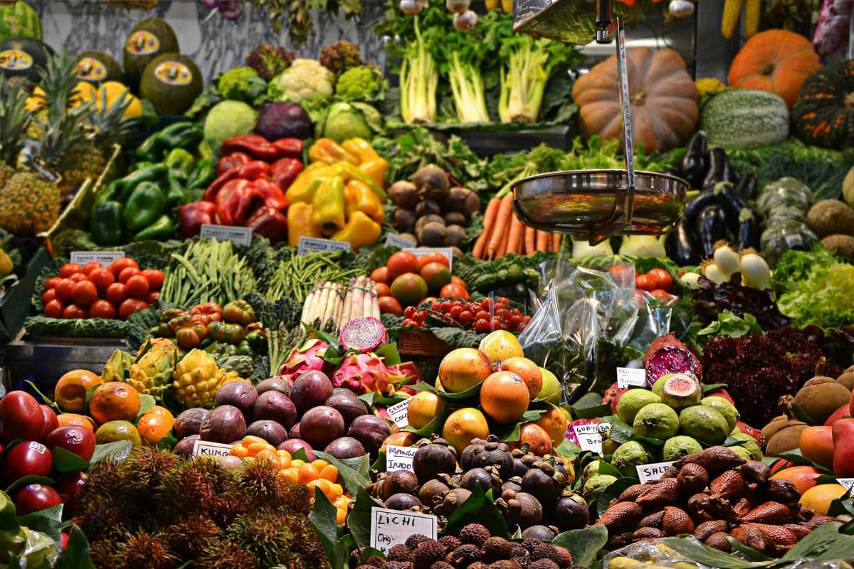 THE future of food will be shaped by the parents, students, employers and food companies making bold decisions. Choosing more vegetables and fruits is one of the ways.