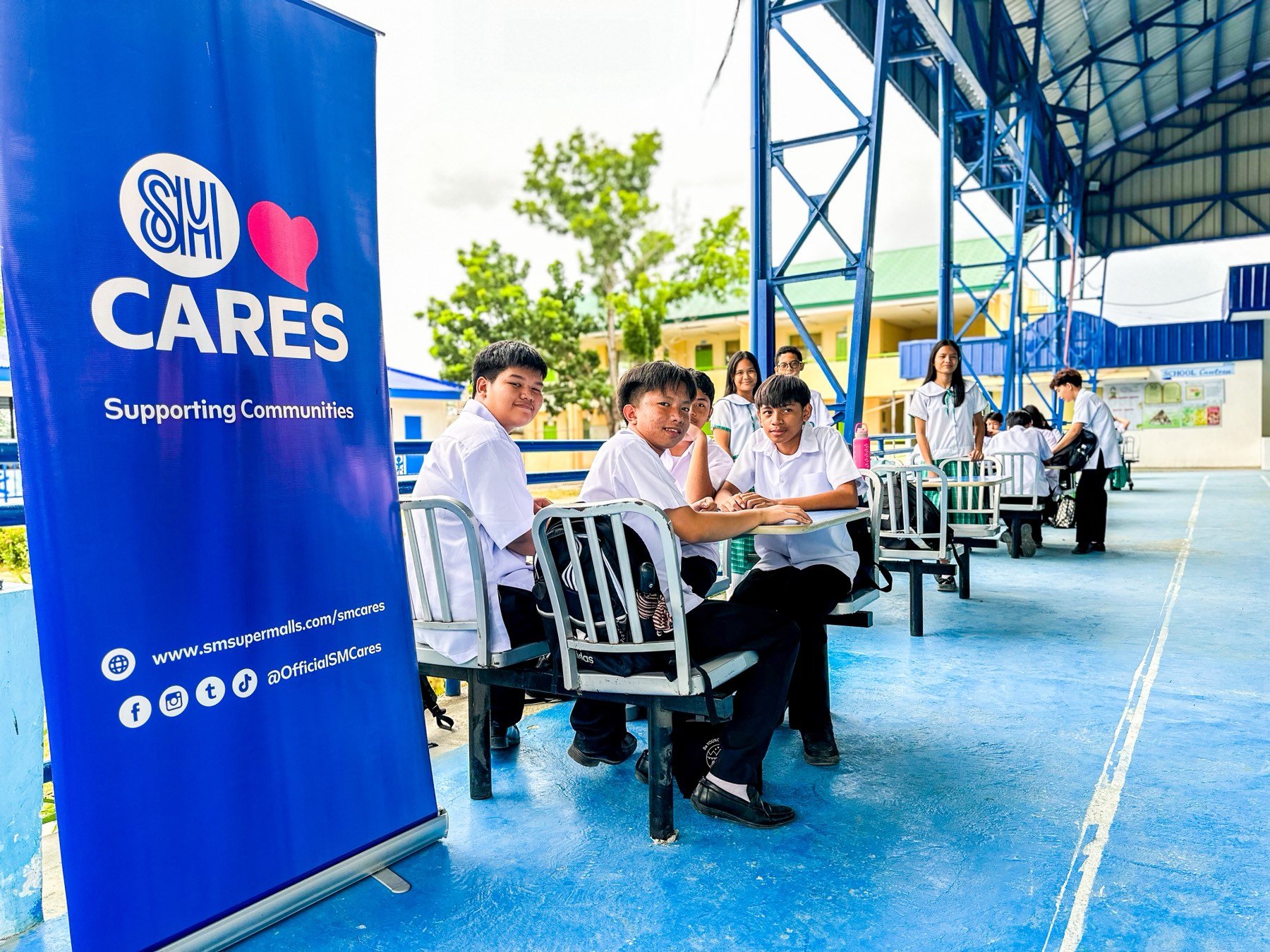 SM donates learning equipment to 545 Bulacan students