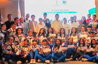 PHILIPPINE Sports Commission chairman Patrick ‘Pato’ Gregorio (middle) spearheads the distribution of cash rewards to the medalists of the 3rd Asian Youth Games on Monday.