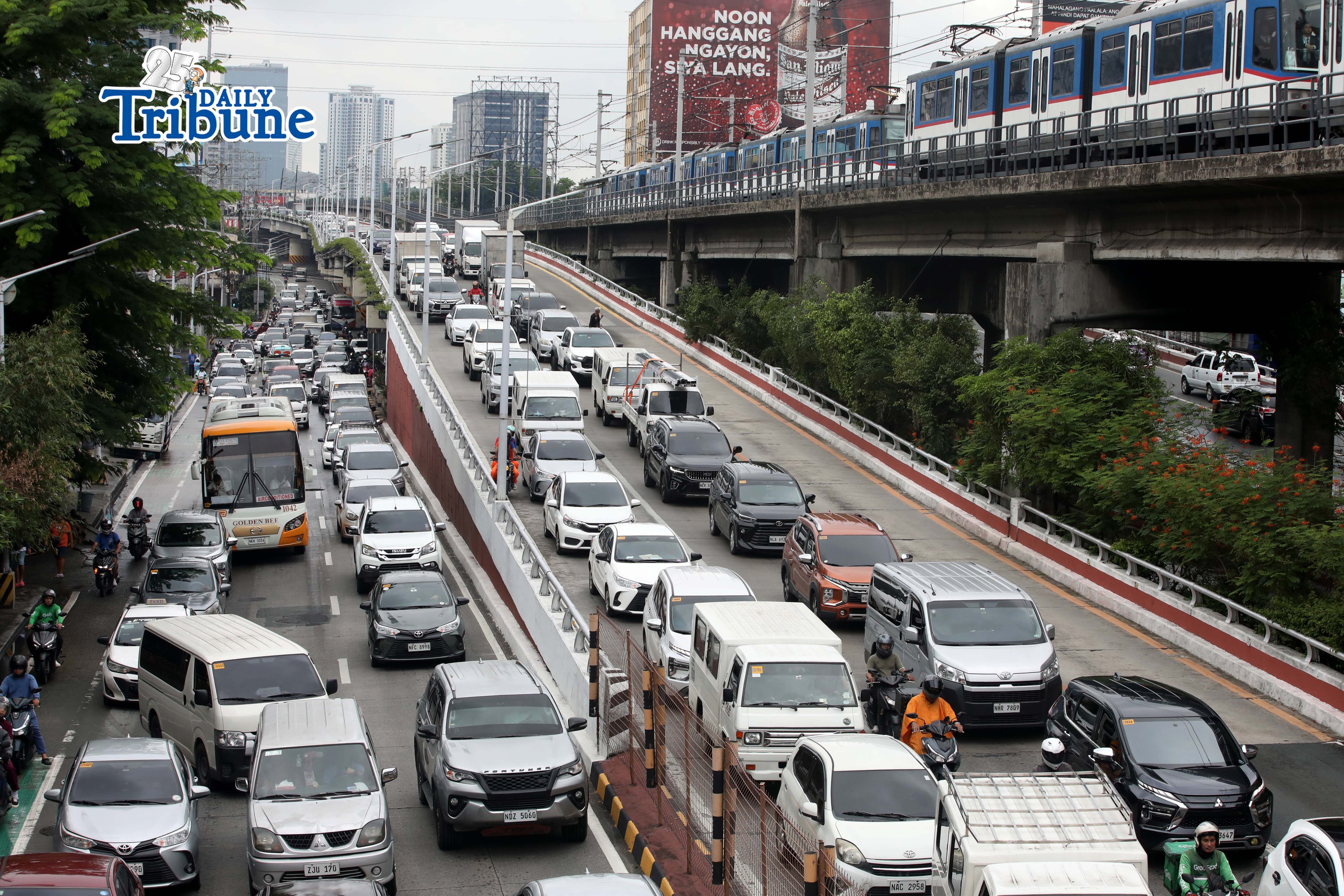 EDSA heavy traffic