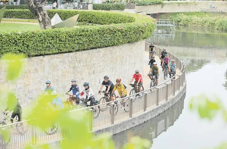 DESIGNED for people on the move, Filinvest City’s interconnected parks and bike-friendly pathways make active mobility seamless part of everyday life.