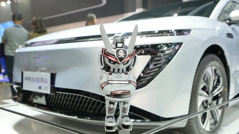 Nissan links electrified cars with toy art