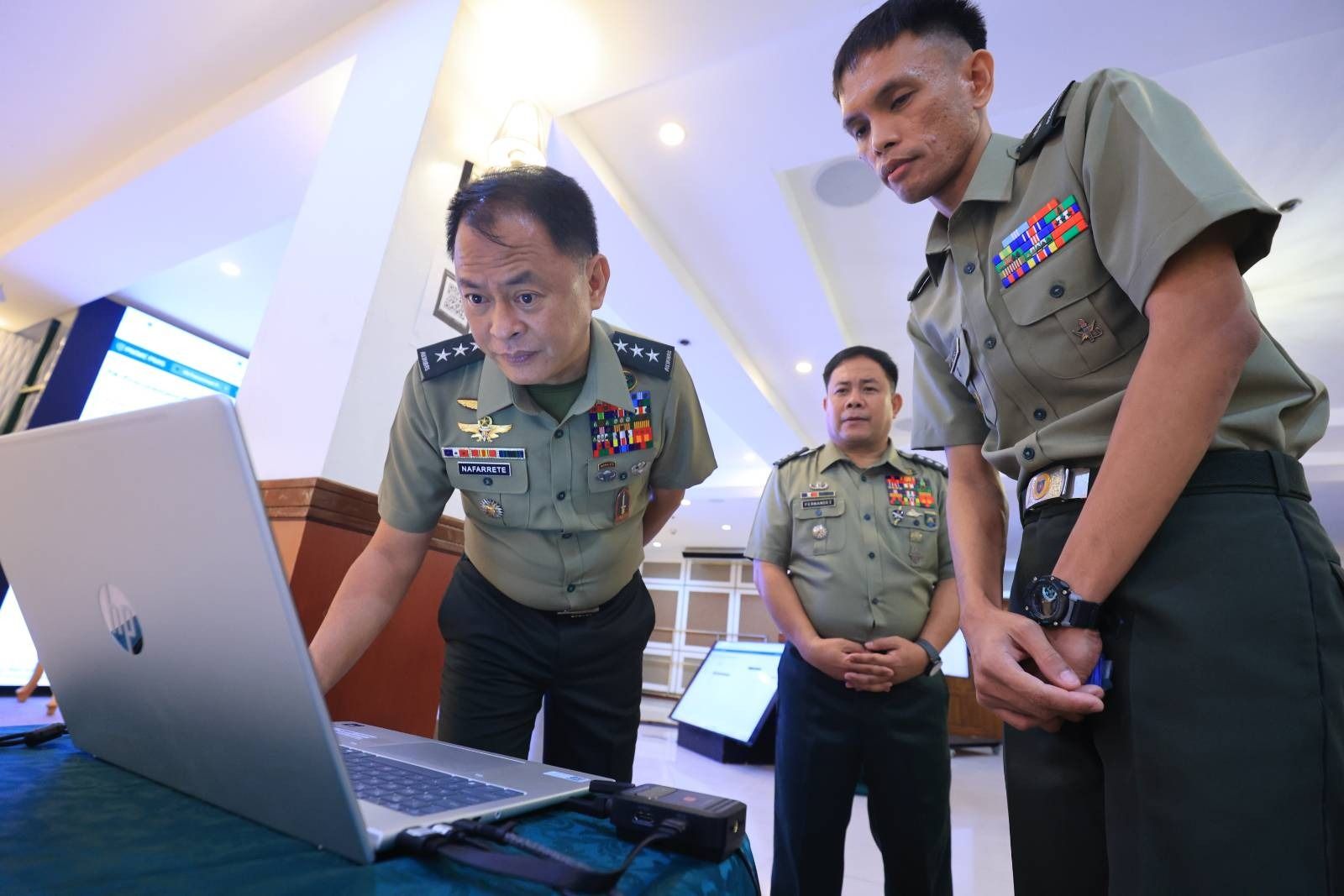 Army launches digital project management system, acquisition handbook