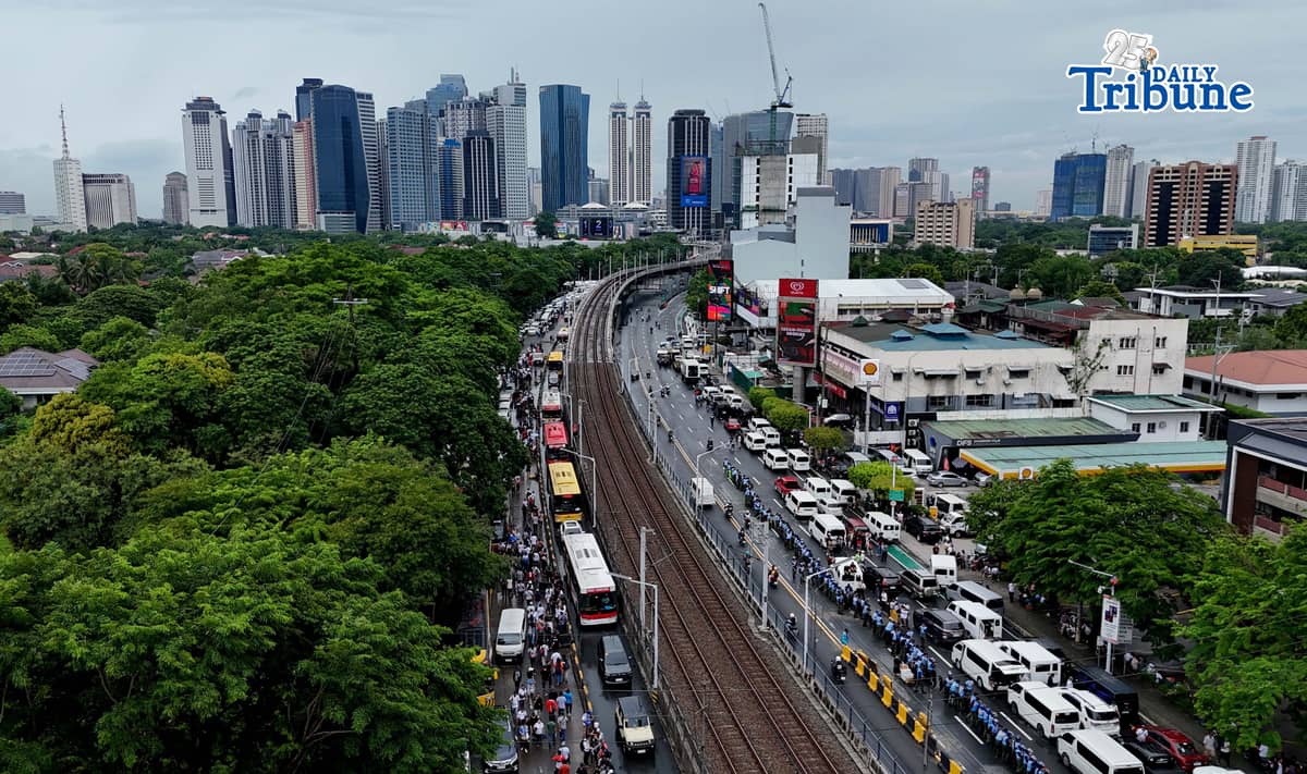 (June 30 2026) Heavy traffic along Edsa north and southbound due to some road are close, following the gathering of the INC members at the People Power Monument along EDSA in Quezon City on Tuesday June 30 2026, to show support for Senator Rodante Marcoleta and to protest against corruption in the government. Photo/Analy Labor
