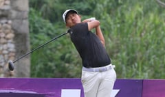 Go fires 8-under 64, takes Pinewoods lead