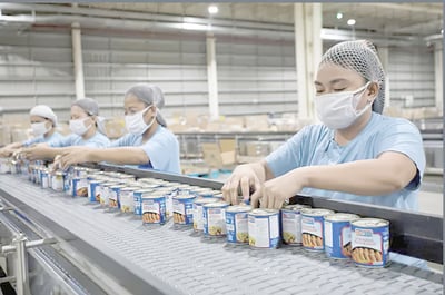 China tightens food export rules