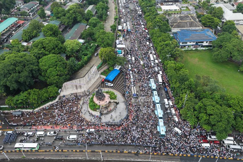 Leviste joins INC rally, urges Filipinos to support Marcoleta protest