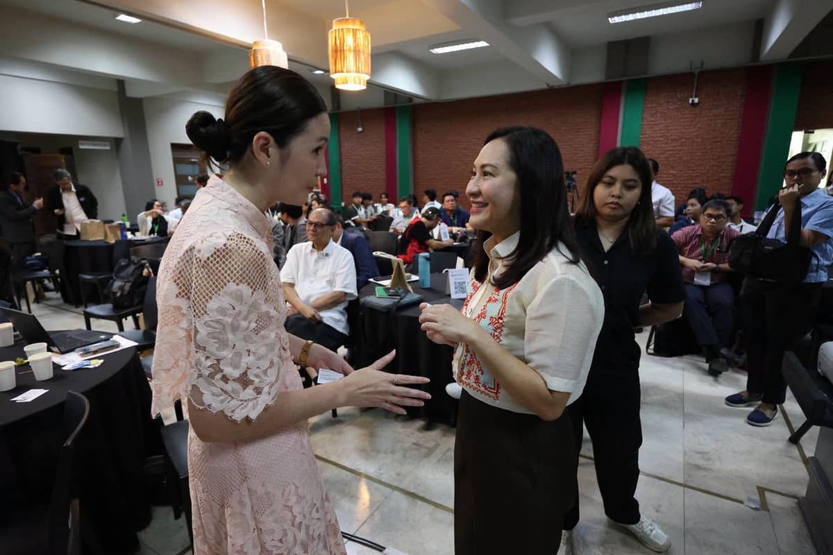 MAYOR Joy Belmonte joins the academic community as a guest speaker at the Inter-University Roundtable Forum on Governance and SDG Localization.