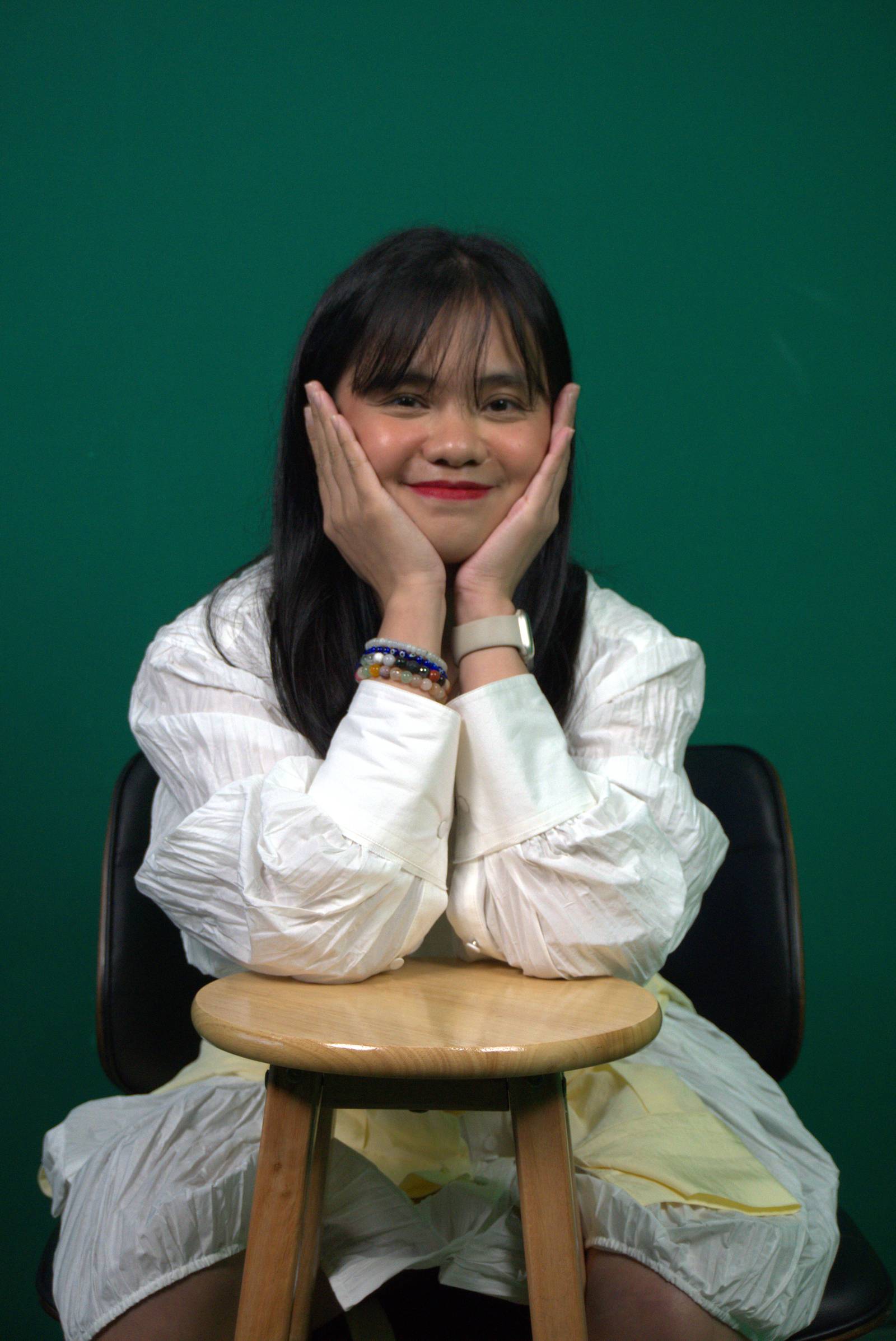 SHOWBIZ and Next Gen editor Pauline Songco strikes a cute pose, rocking a Korean-inspired look.