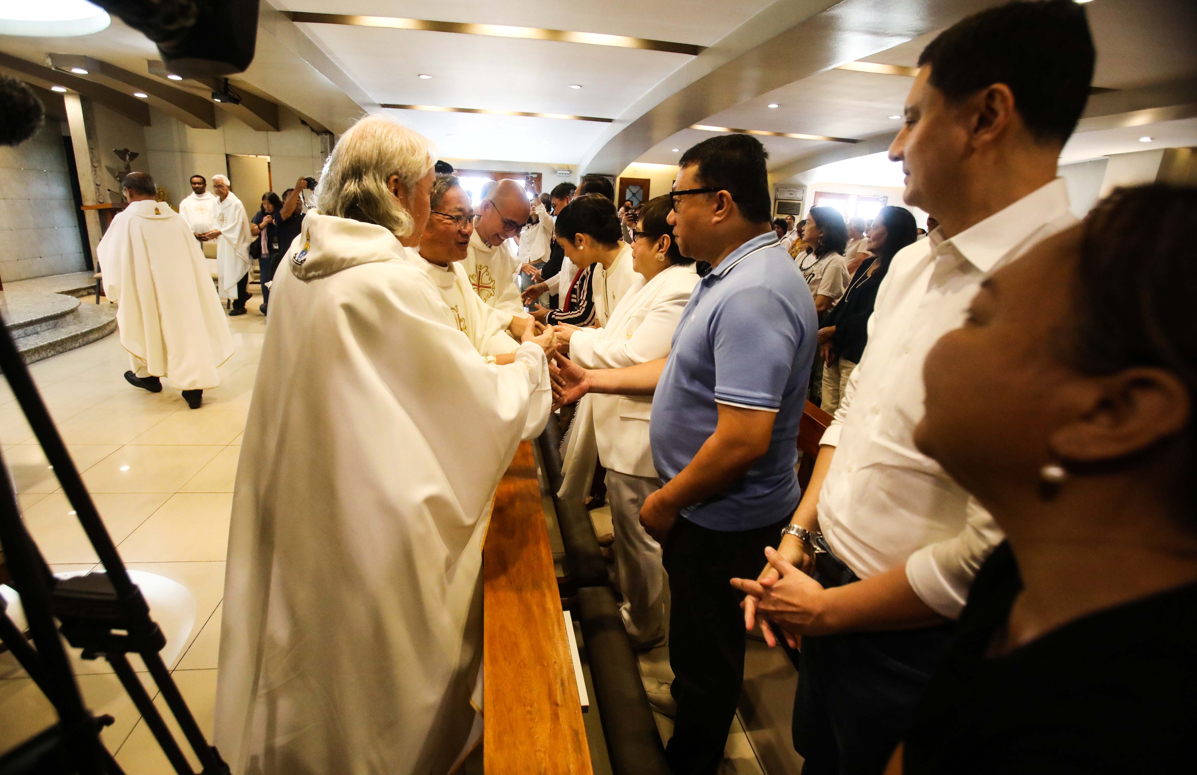 (July 02 2026)House of Representatives Prosecutors and private prosecutors led by Batangas 2nd District Rep. Gerville Luistro attend a mass at the Chapel of the Nativity, Immaculate Conception Cathedral in Quezon City on Thursday, July 2, 2026. for the upcoming impeachment trial against Vice President Sara Duterte. Photo/Analy Labor