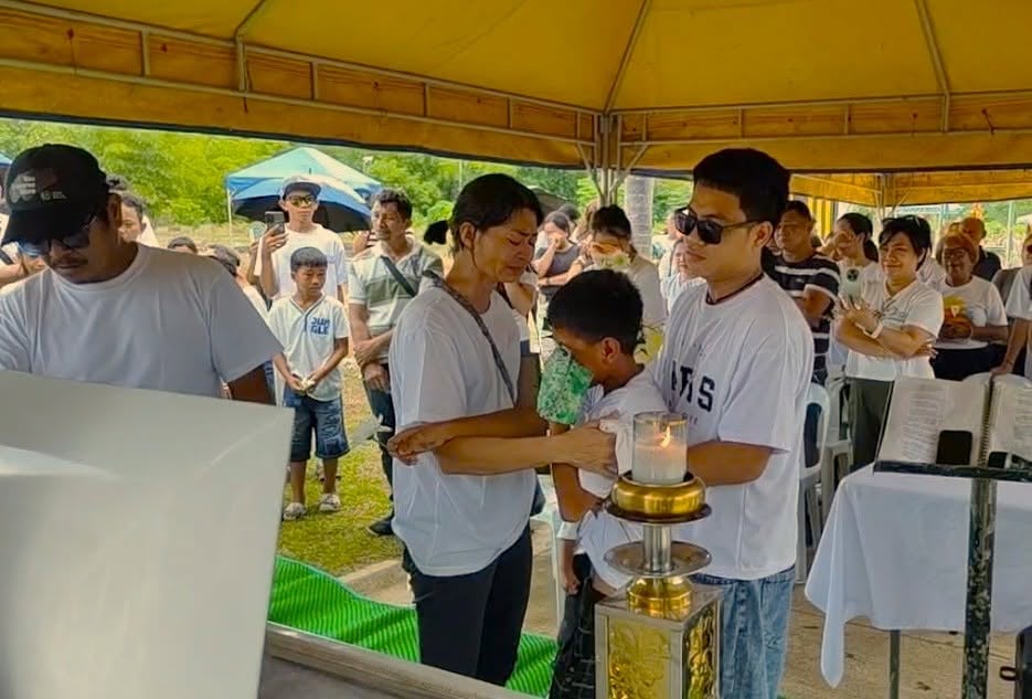 Tacloban shooting victims’ kins receive aid