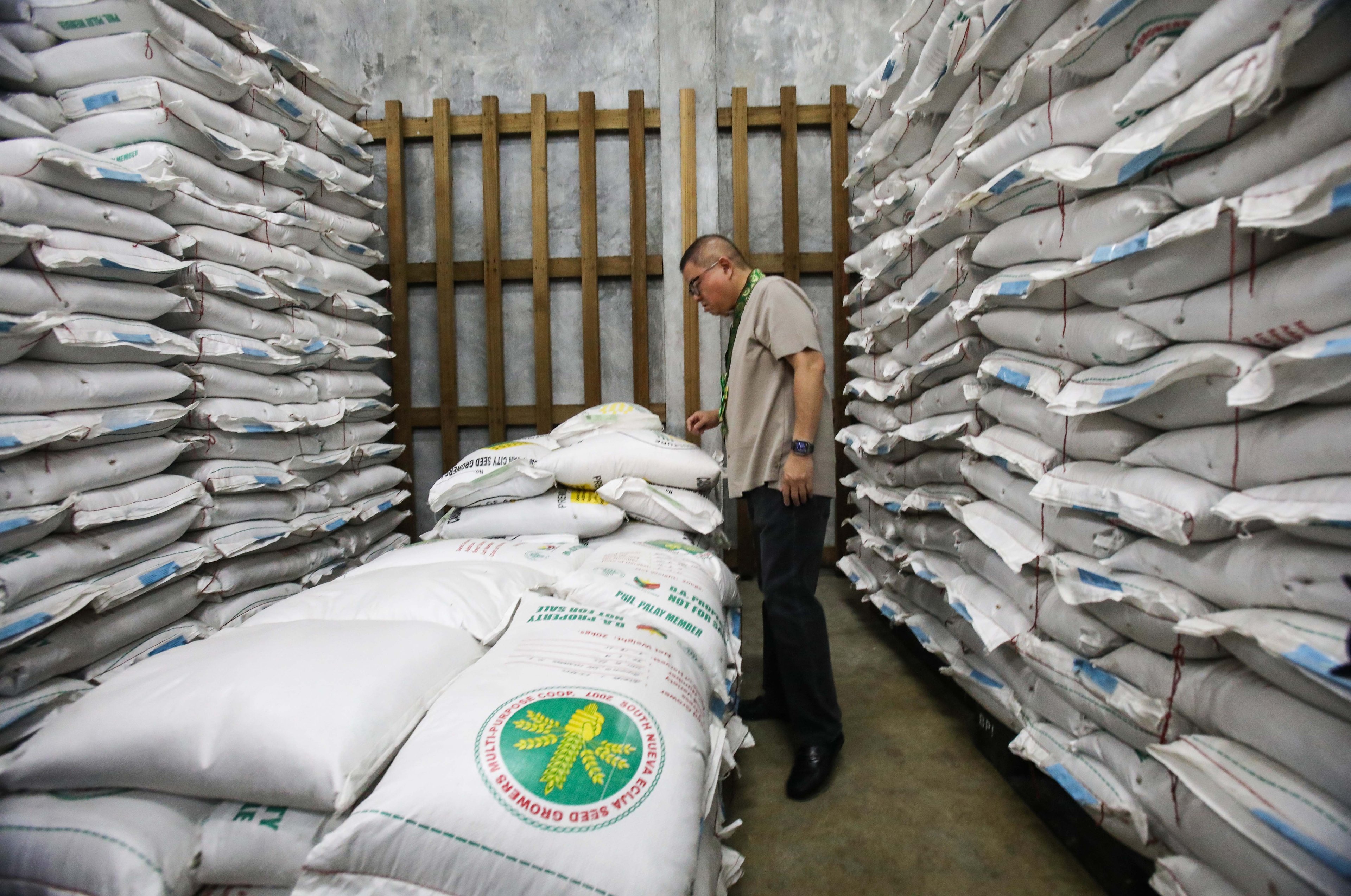 (July 02 2026) Department of Agriculture Secretary Francisco P. Tiu Laurel Jr. and Bureau of Plant Industry Director Glenn Panganiban and other officials, inspect the newly inaugurated National Seed Reserve Facility at the Bureau of Plant Industry compound in Quezon City on Thursday, July 2, 2026. The solar operated facility aims to serve as a long-term repository of quality seeds for regular crop production and post-disaster recovery, helping strengthen the country's food security. Photo/Analy Labor