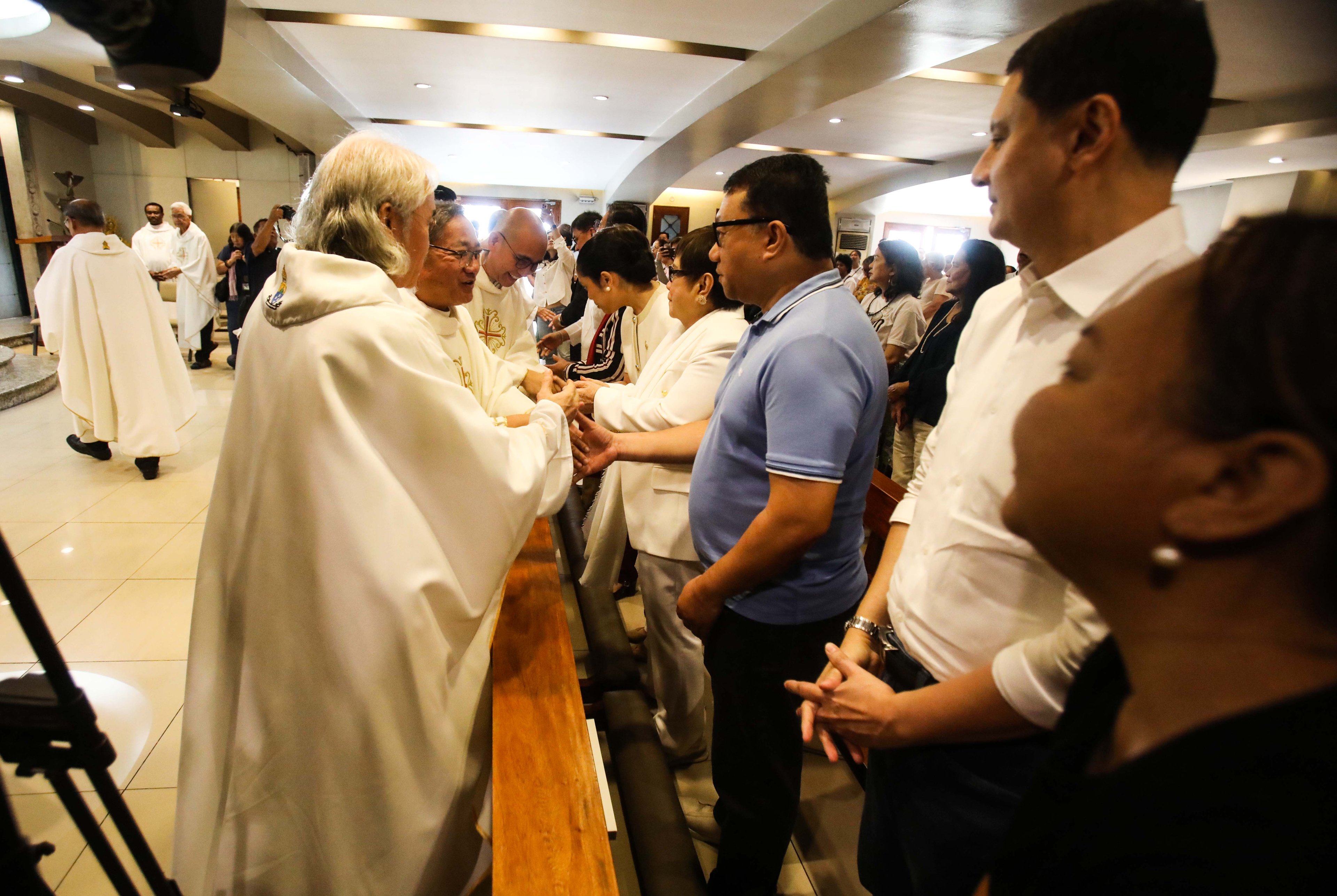 (July 02 2026)House of Representatives Prosecutors and private prosecutors led by Batangas 2nd District Rep. Gerville Luistro attend a mass at the Chapel of the Nativity, Immaculate Conception Cathedral in Quezon City on Thursday, July 2, 2026. for the upcoming impeachment trial against Vice President Sara Duterte. Photo/Analy Labor