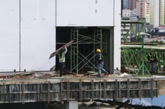 More investments, jobs seen after Phl’s income upgrade 
