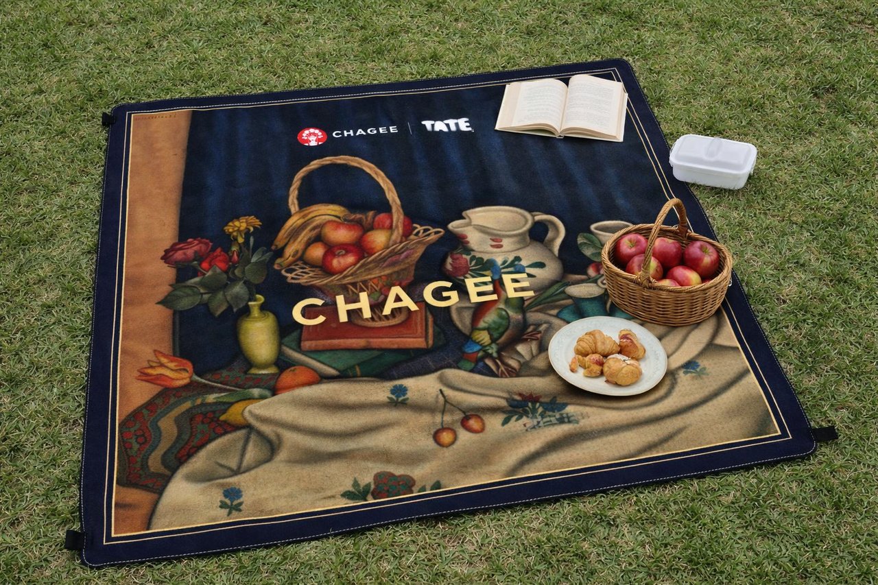 The Apple Edition Picnic Mat (CHAGEE App Activities Exclusive).