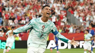 Ronaldo ends knockout stage goal drought after 20 years