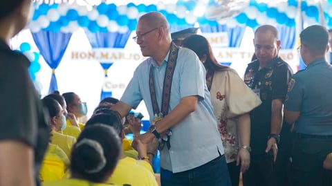 Marikina donates sewing machines, TVs, hygiene kits to city jail