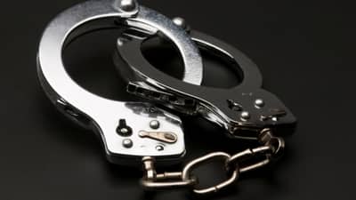 Casino dealer, two players arrested in poker fraud scheme