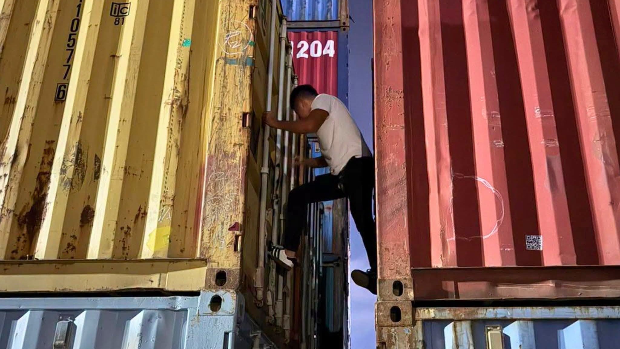 BOC chief declares all-out war vs. smugglers