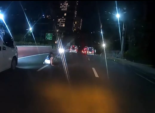 LTFRB suspends jeepney after passenger falls from moving vehicle
