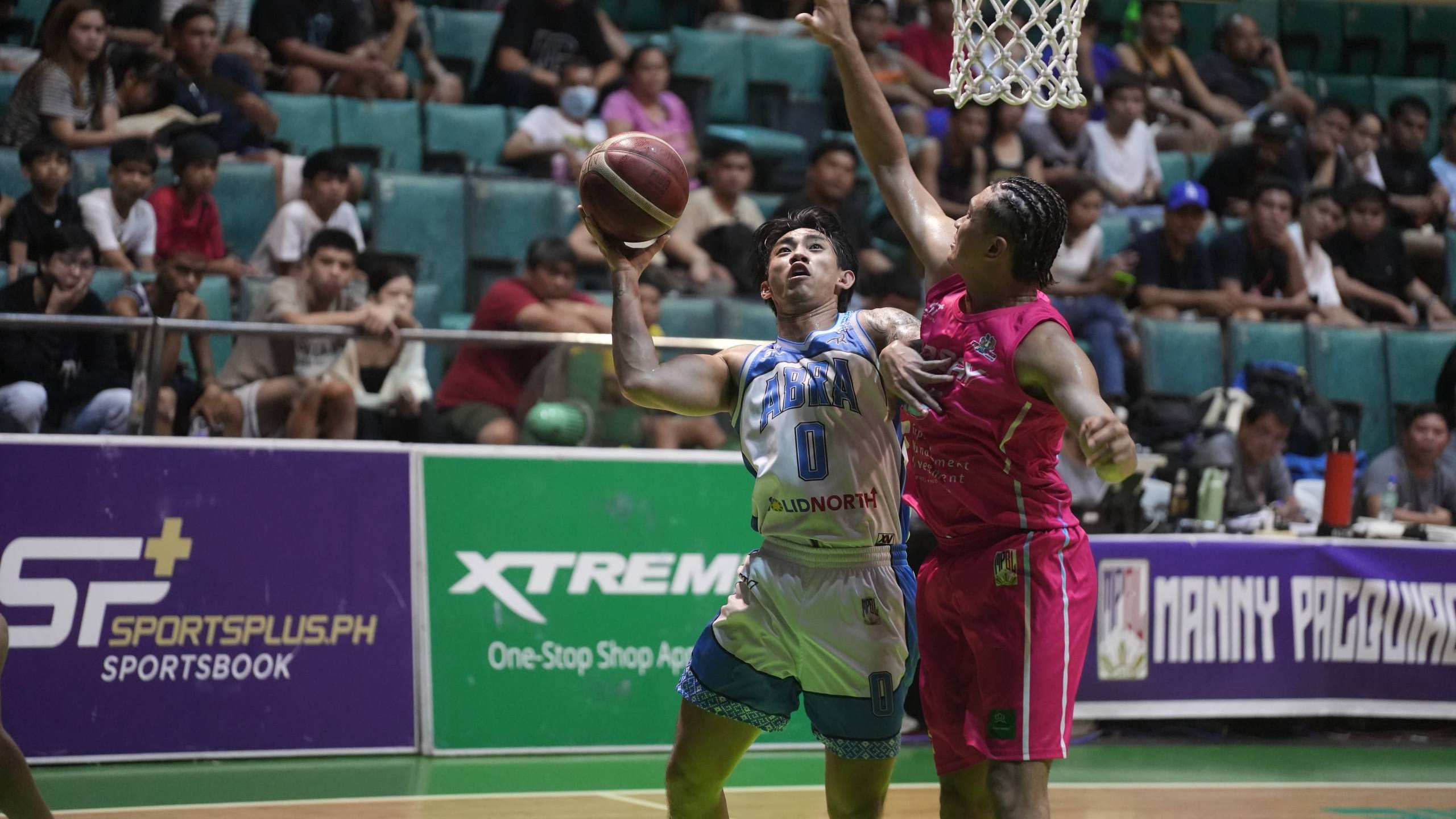 Weavers gain revenge, shoot down Voyagers