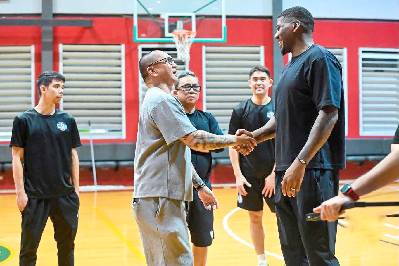 NLEX import DeQuan Jones is expected to play beautiful music with new coach Jimmy Alapag when they see action in the Governors’s Cup of the PBA Season 50 starting this Friday.