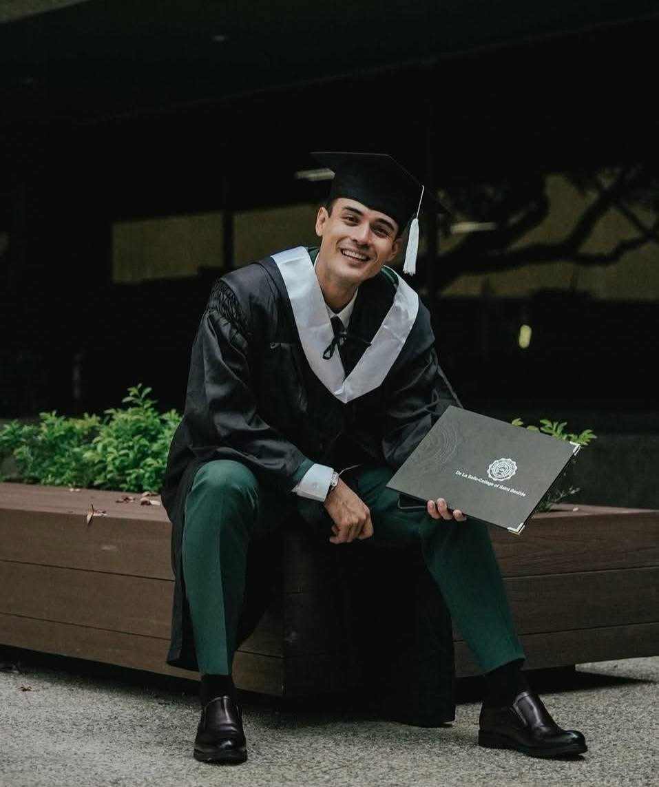Xian Lim celebrates earning music degree after an unconventional journey