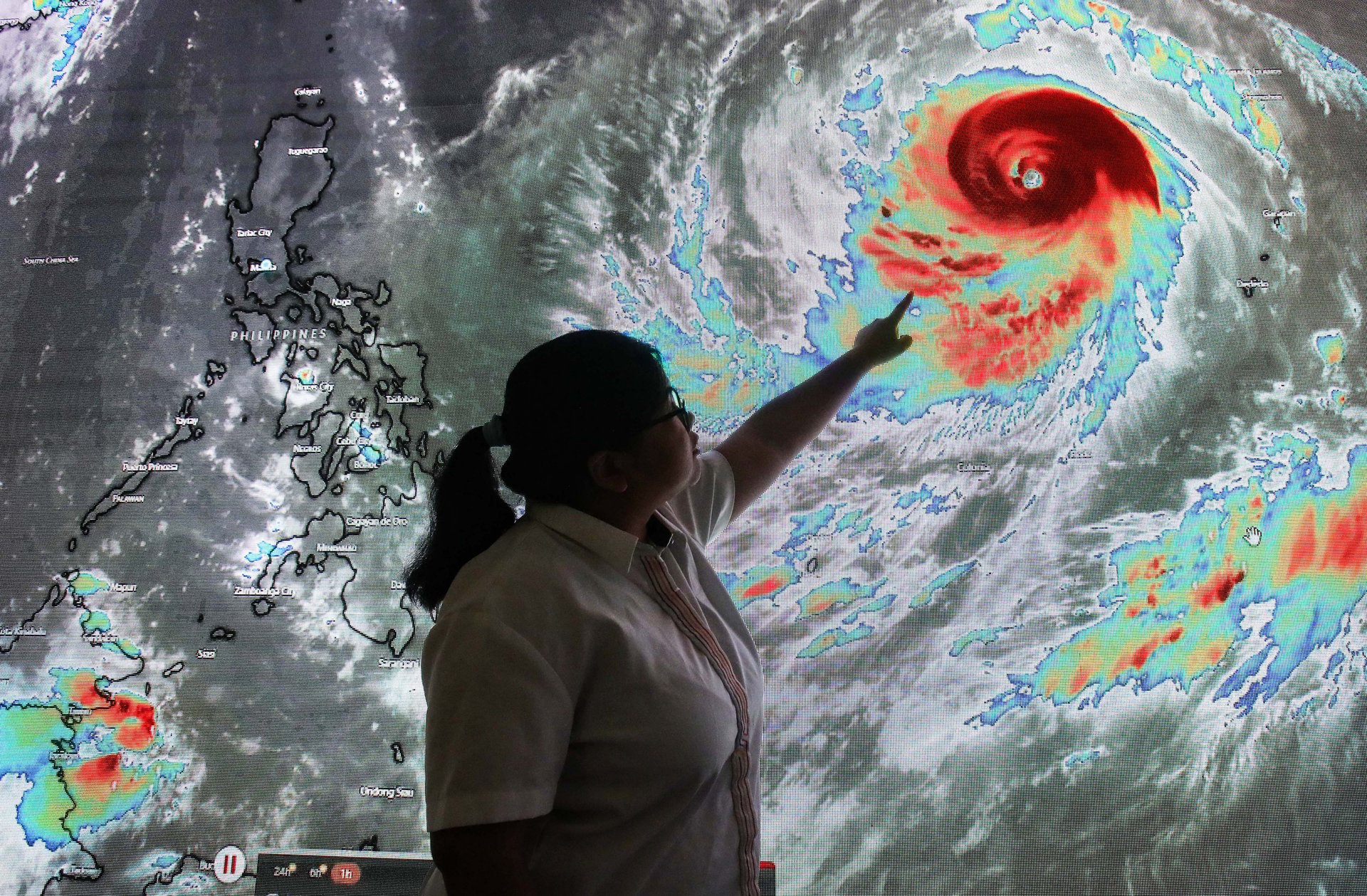 Mayon Volcano ashfall alert Level 3 | Daily Tribune