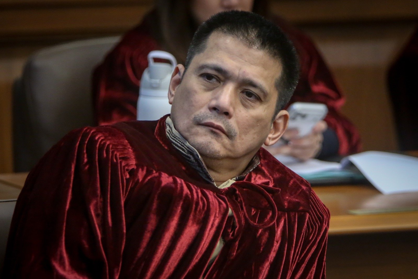 Robin sinabihang langaw sina Ridon, De Lima, sabay sorry