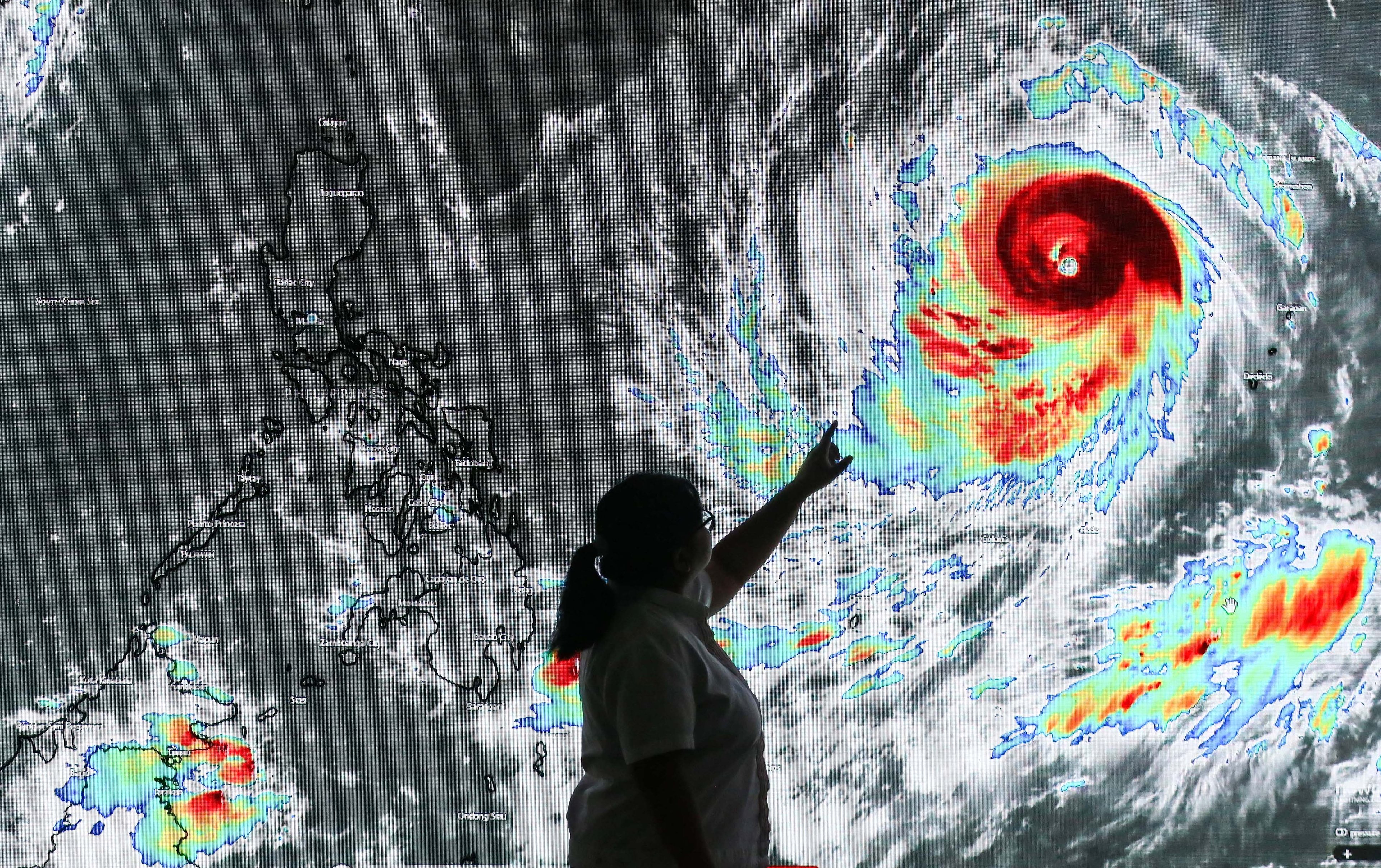 (July 07 2026) QCDRRMO Deputy for Hazard Monitoring Aleandra Rivera monitored the super typhoon with international name (Bavi) at QCDRRMO office in Quezon City on Tuesday July 7 2026, Bavi is expected to enter the Philippine Area of Responsibility (PAR) between Tuesday evening and early Wednesday, The super typhoon, which will be called Inday locally, will maintain its strength as it enters PAR, according to PAGASA. Photo/Analy Labor