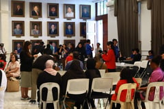 DoJ holds refugee one-stop shop